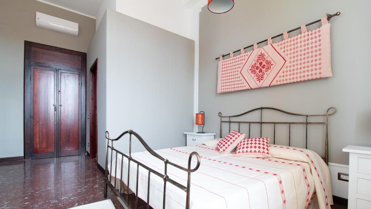 Sardinianworld - Cocco E Dessi Home Oristano Eksteriør billede
